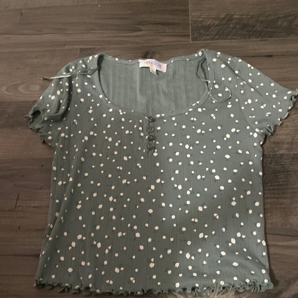 Hippie Rose size large blouse